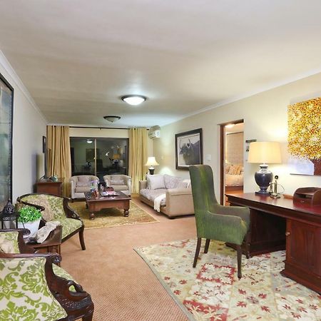 Shangri-La Manor (Adults Only) Hoekwil Екстер'єр фото