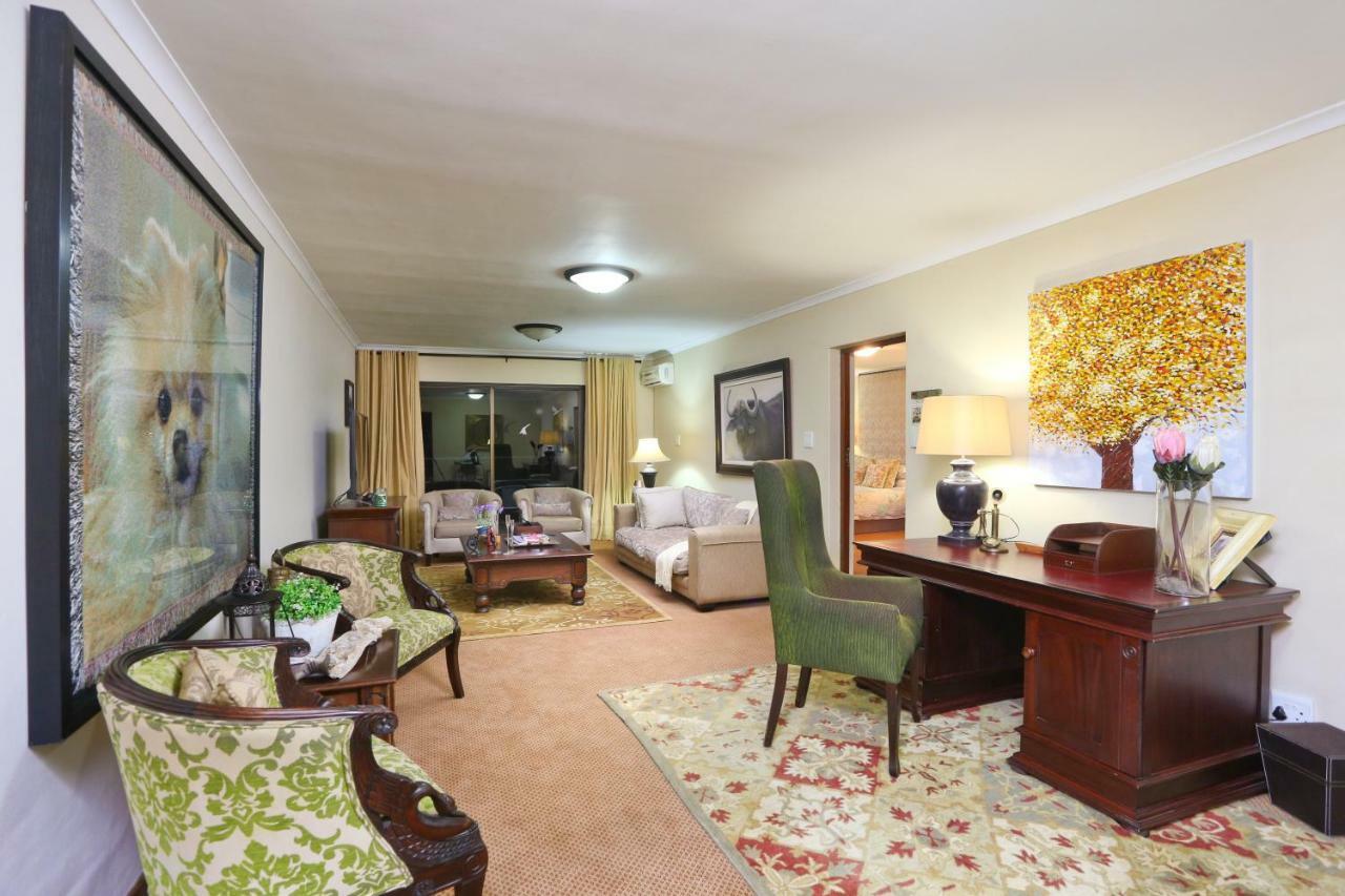 Shangri-La Manor (Adults Only) Hoekwil Екстер'єр фото