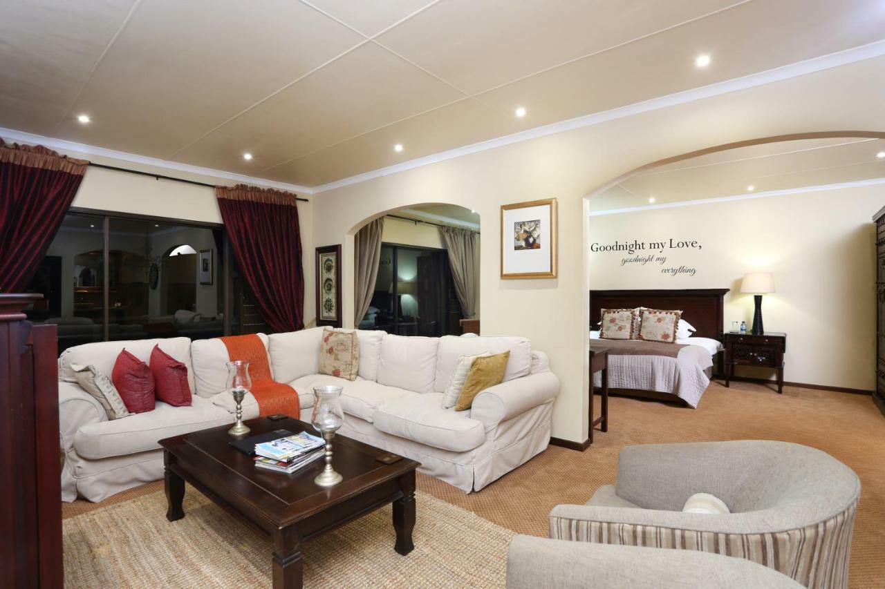Shangri-La Manor (Adults Only) Hoekwil Екстер'єр фото